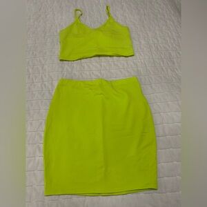 Express women Lime Green Women's Skirt Set Top Sz M and Skirt Sz S